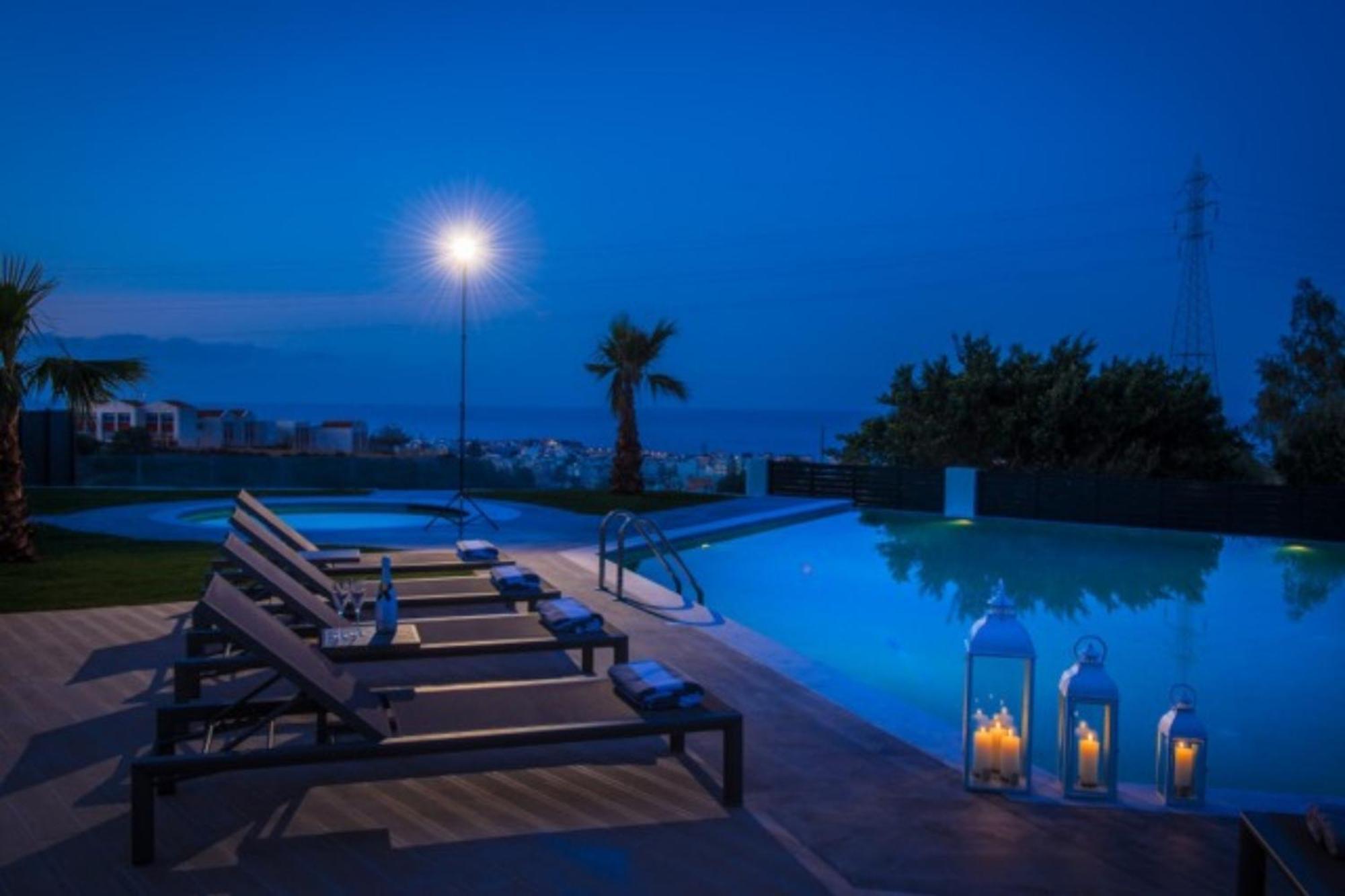 Orama Luxury Villa 4 Bedrooms With Private Pool Χερσόνησος Εξωτερικό φωτογραφία
